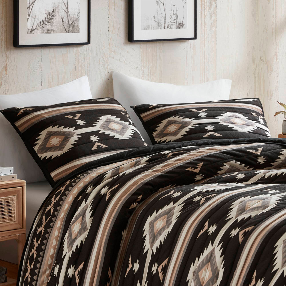 3- Piece Full/Queen Quilt Mini Set Media 19