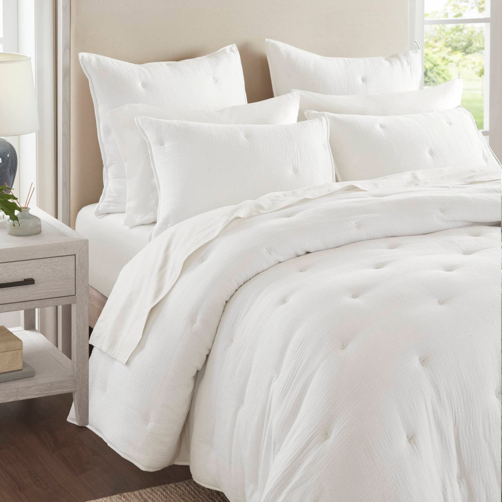 3-Piece Full/Queen Cotton  Embroidered Quilt Set,White Media 23