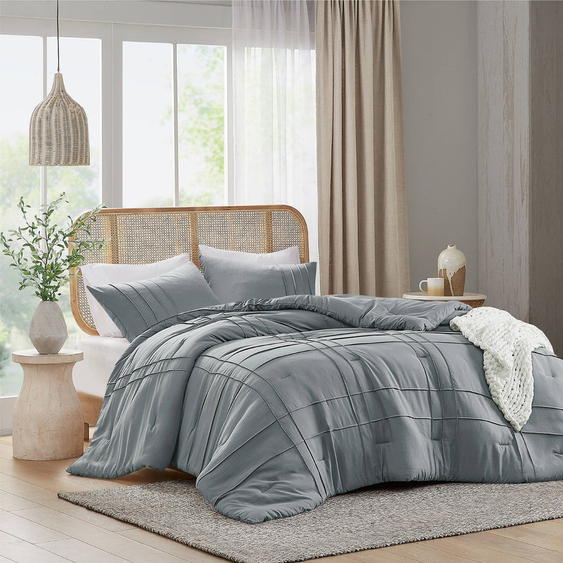 2-Piece Twin/Twin XL Soft Washed Pleated Comforter Set