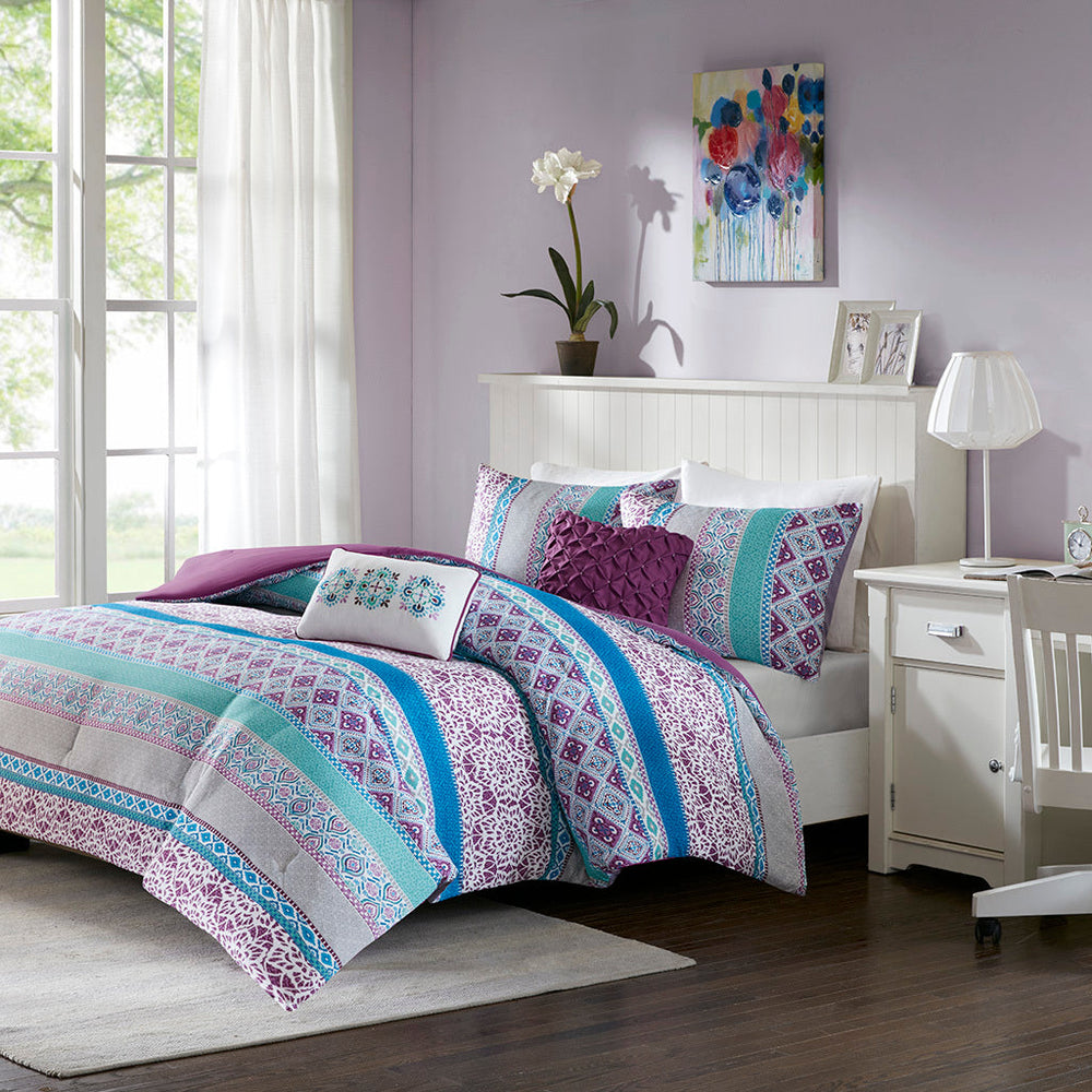 Comforter Set Media 7