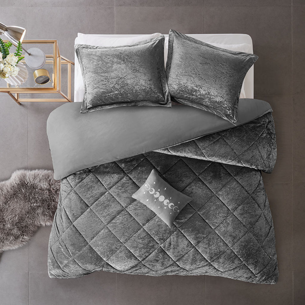 Full/Queen Velvet Duvet Cover Set with Throw Pillow Media 10