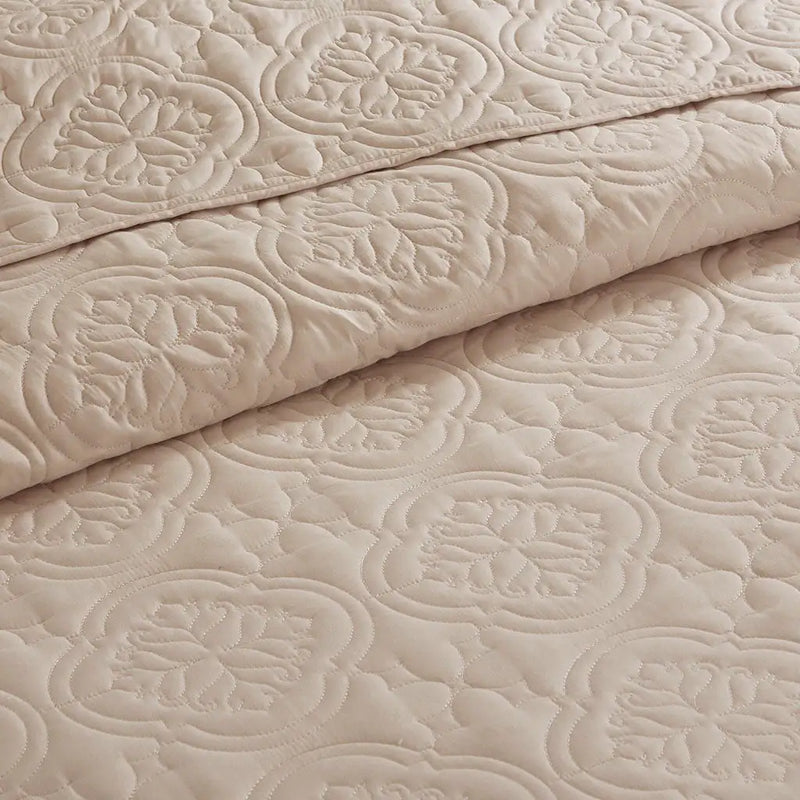 3 Piece Reversible Bedspread Set