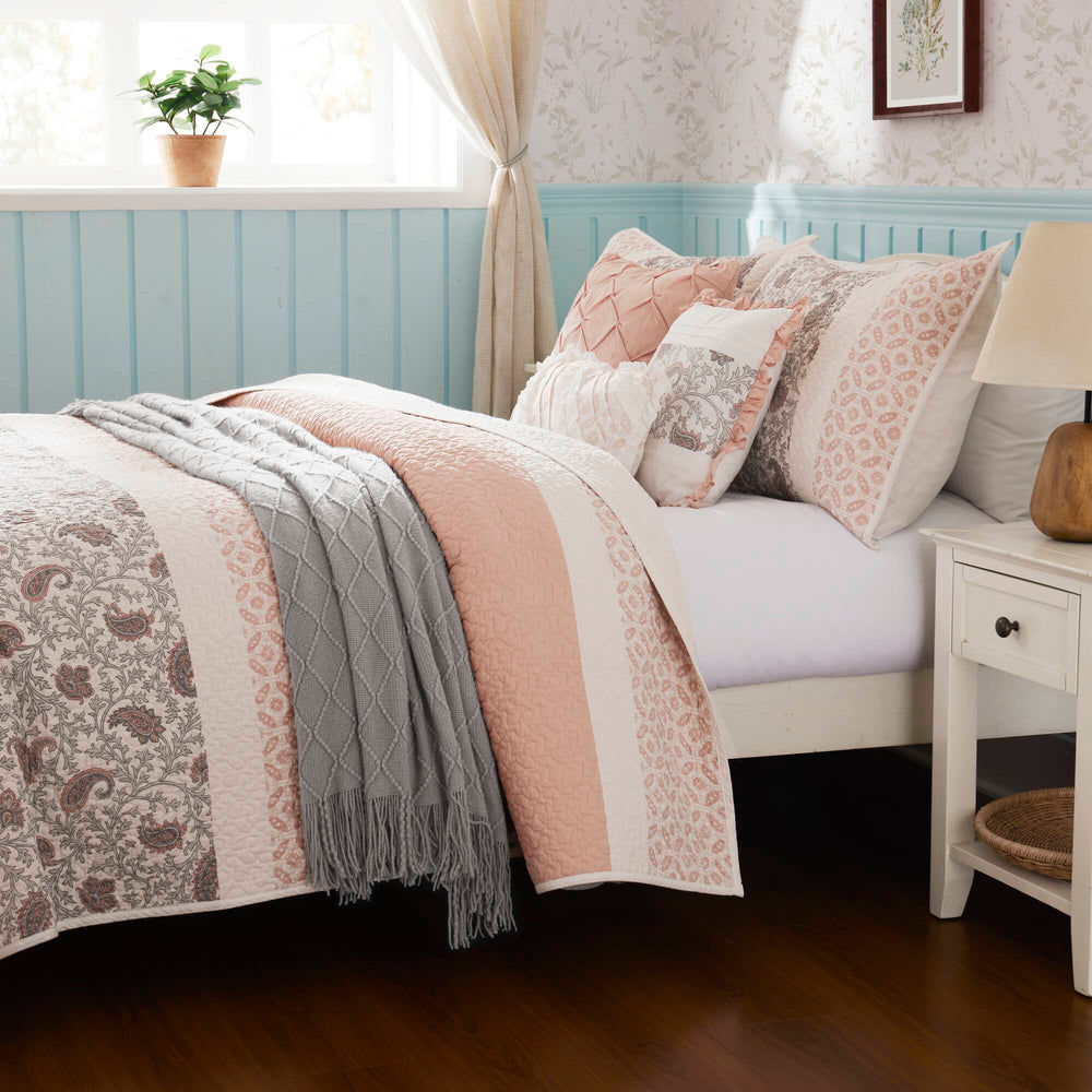 6 Piece Cotton Percale Quilt Set with Throw Pillows Blush Full/Queen Media 12