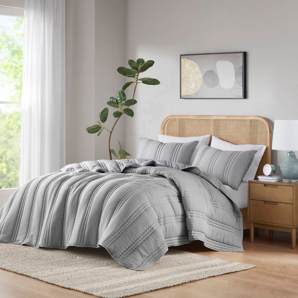 3 PCS King/Cal King Poly   Quilt Set Gray Media 1