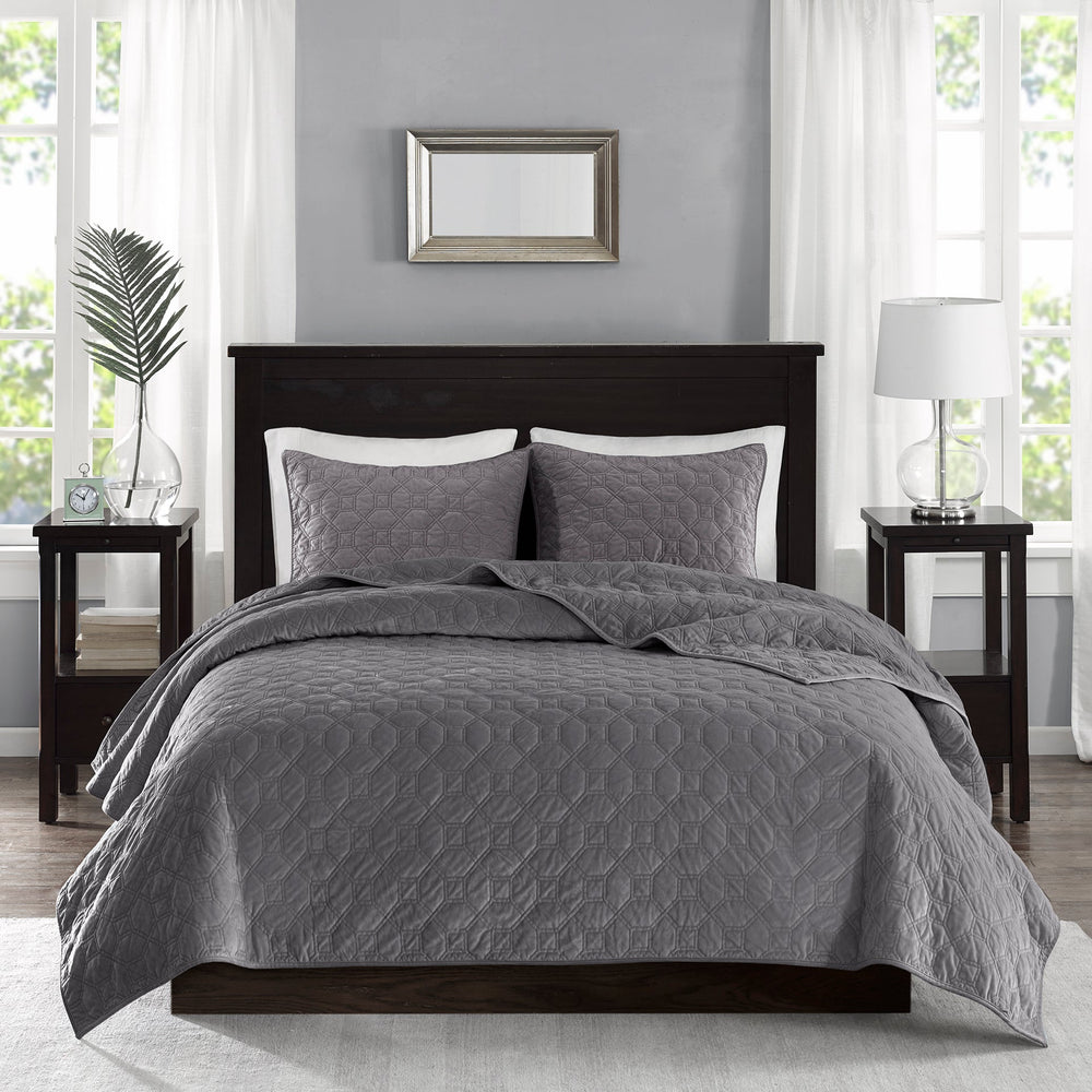 3 Piece Velvet Quilt Set Grey Full/Queen Media 6