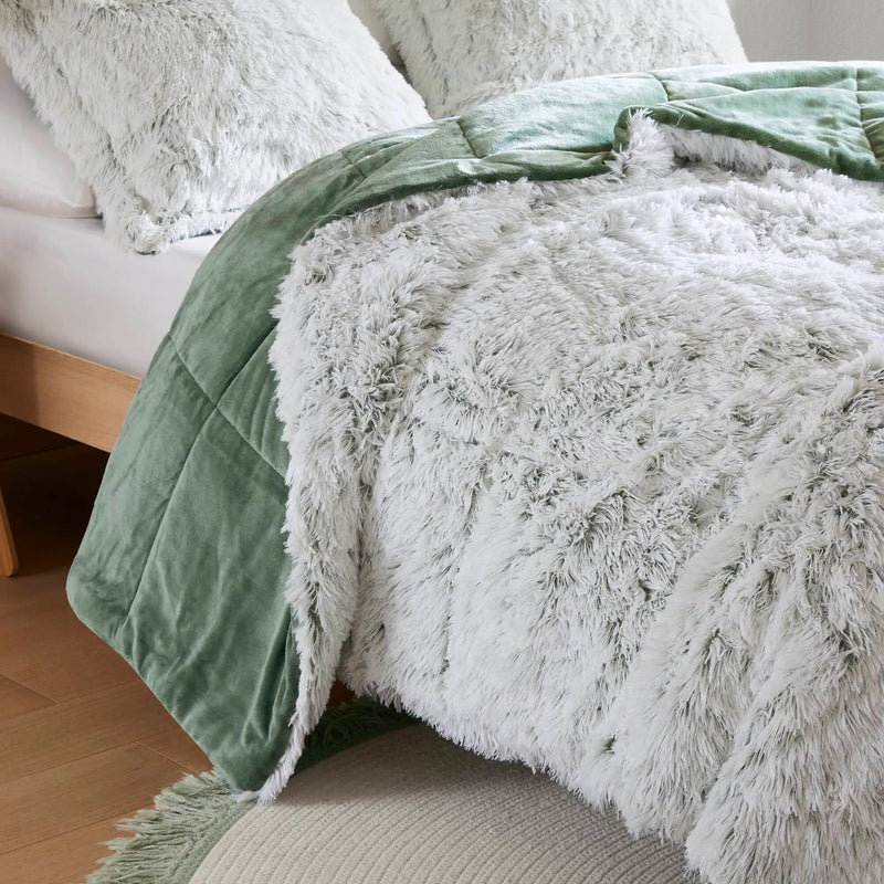 Shaggy Faux Fur Comforter Mini Set