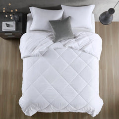 Oversized Down Alternative Comforter perspective