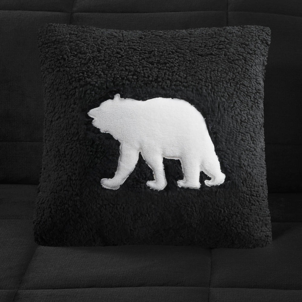 4-Piece Full/Queen Plush to Sherpa Down Alternative Comforter Set,Black/Black Media 3