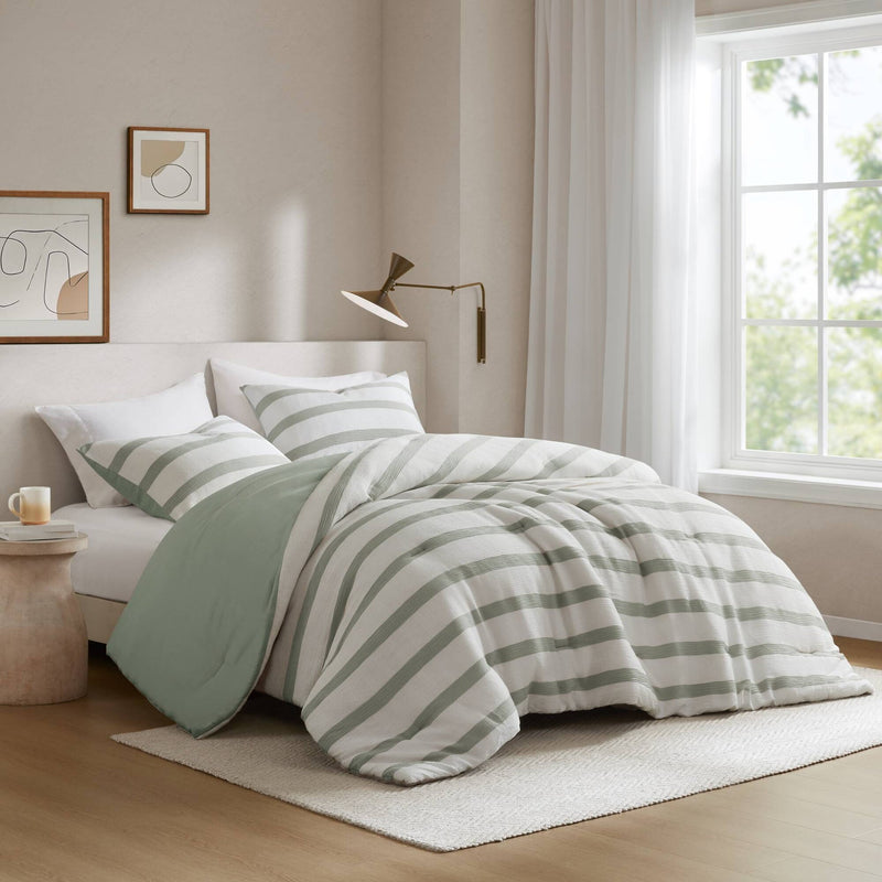 3-Piece Full/Queen Yarn-dyed striped comforter