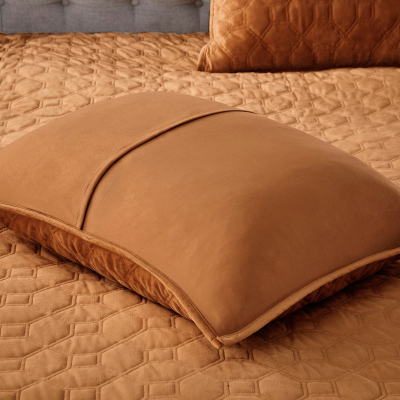 3 Piece Velvet Quilt Set