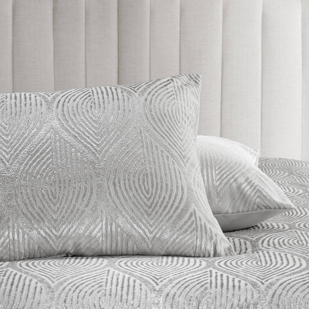 10- Piece Cal King Jacquard Comforter Set Media 13