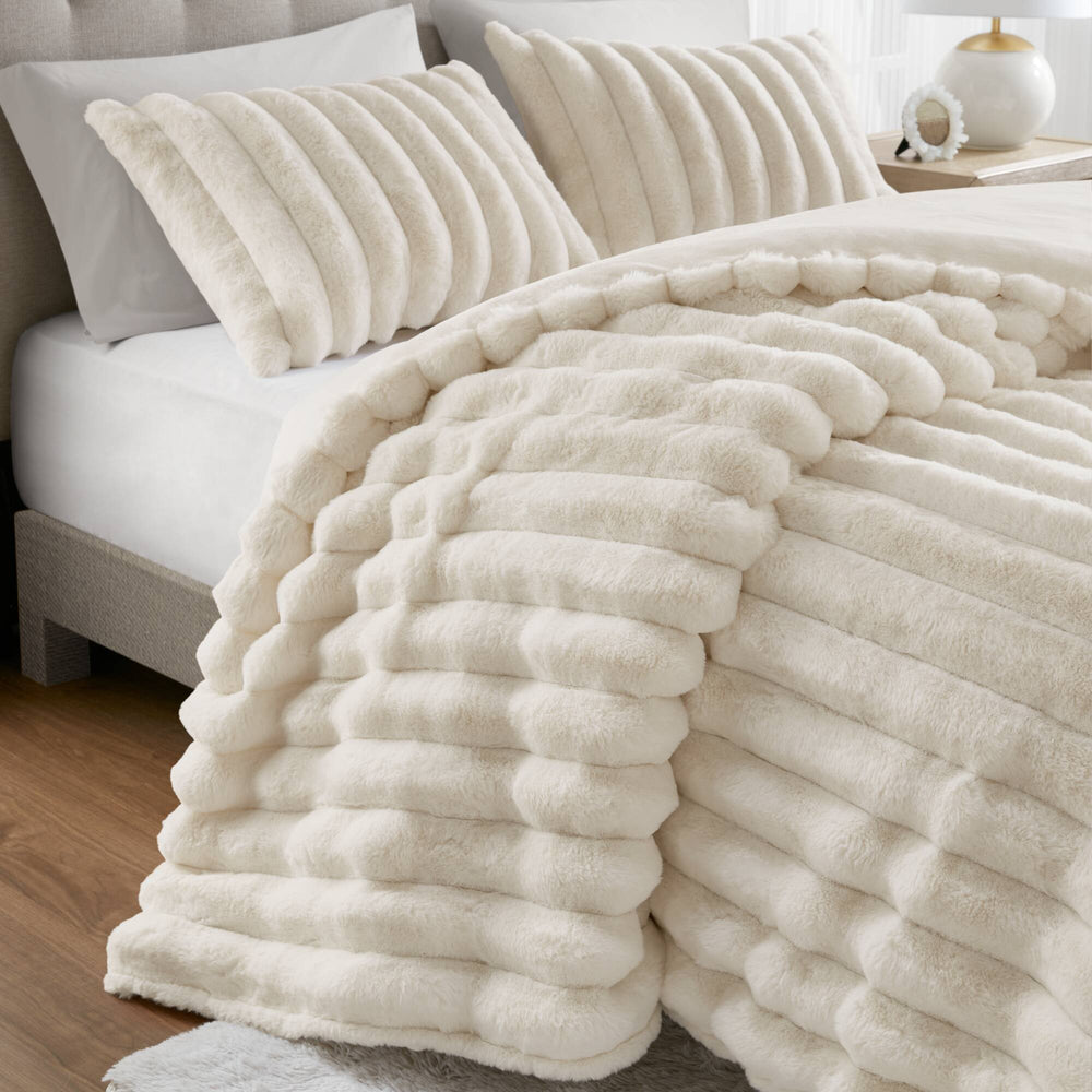 3-Piece Full/Queen  soft Faux Fur Ribbed Comforter Set,Ivory Media 20