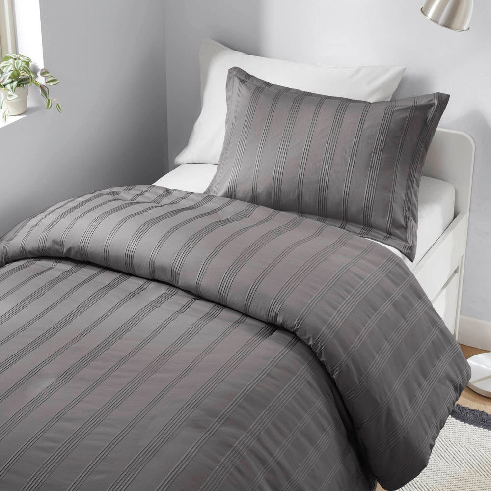 2-Piece Twin/Twin XL Woven Striped Duvet Set Media 10