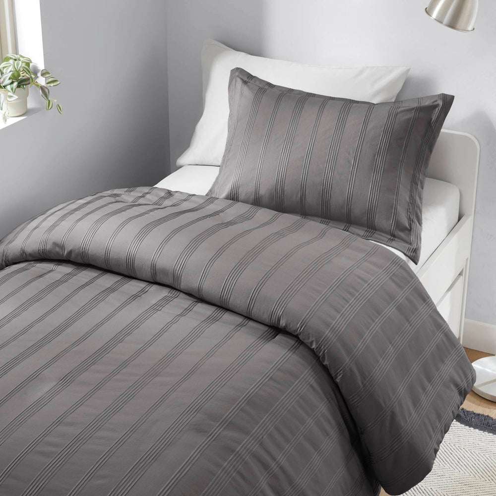 2-Piece Twin/Twin XL Woven Striped Duvet Set Media 10