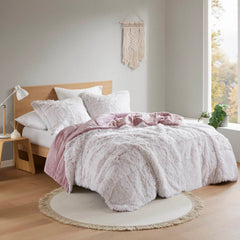 Shaggy Faux Fur Comforter Mini Set perspective