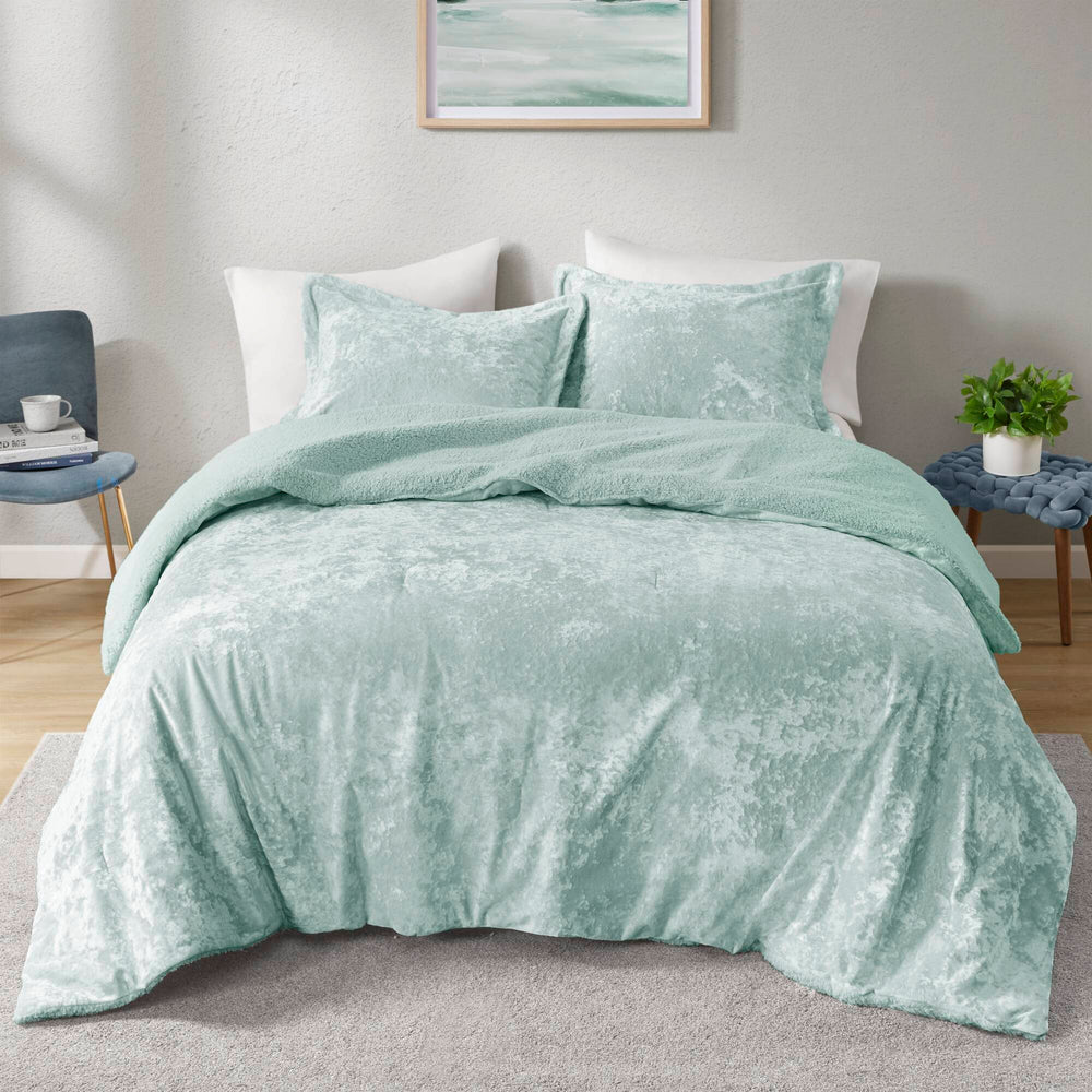 3 PCS Full/Queen Crushed Velvet   Reversible Comforter Set Aqua Media 1