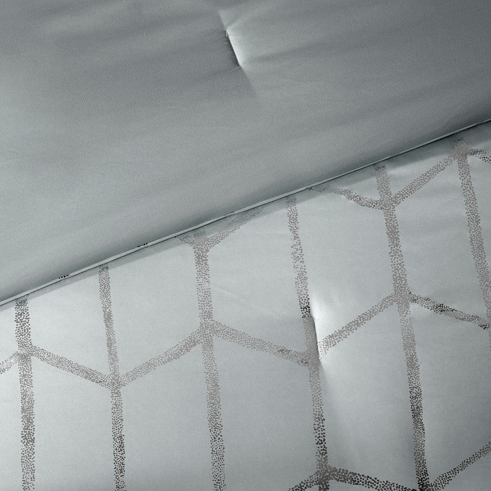 King/Cal King Metallic Printed Comforter Set Media 9