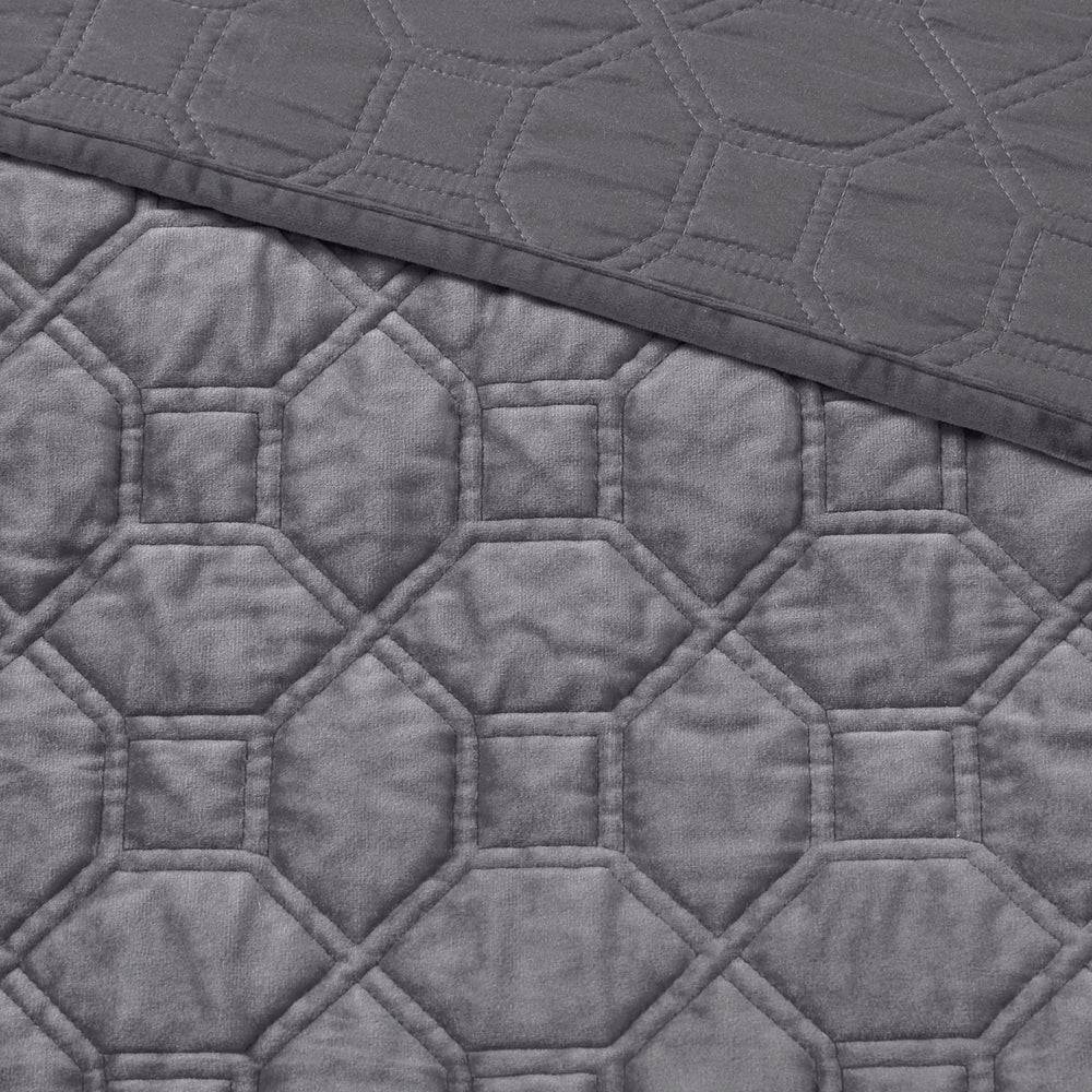 3 Piece Velvet Quilt Set Grey Full/Queen Media 3