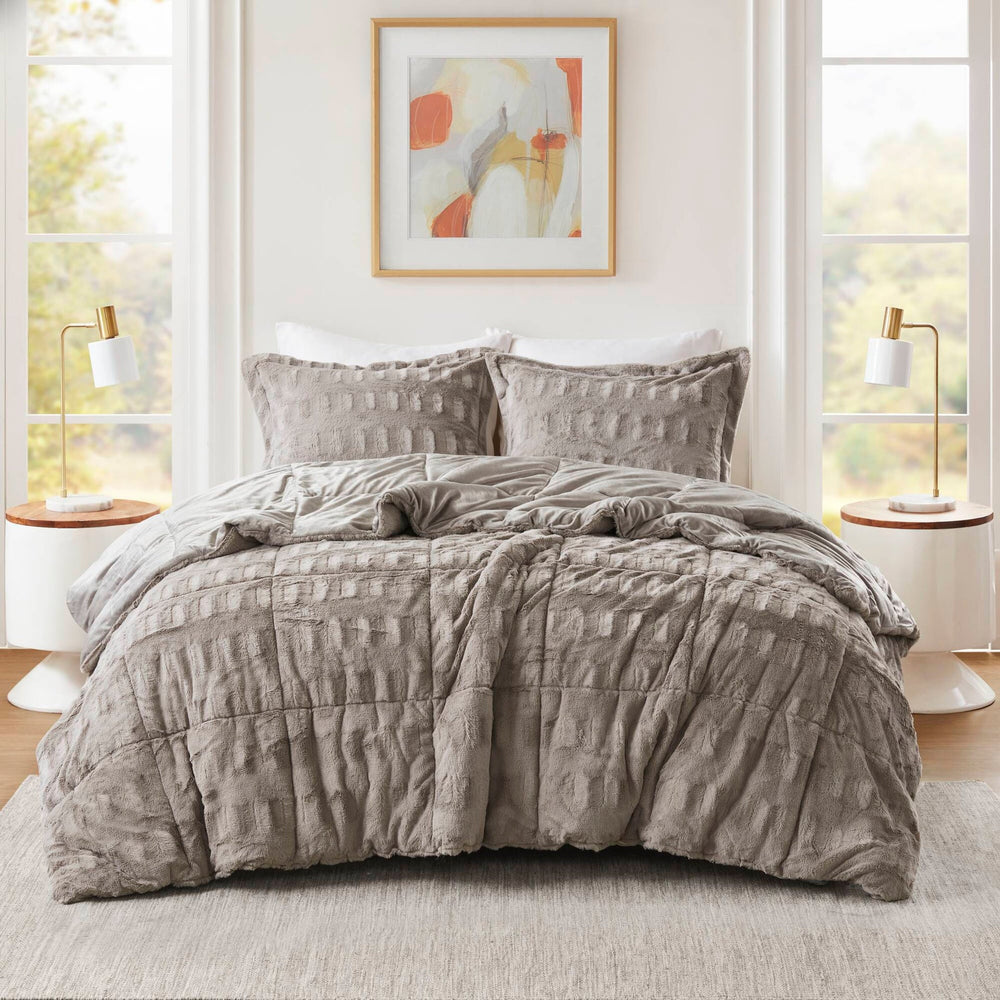3 PCS King/Cal King Solid Faux Fur Comforter Mini Set Gray Media 8