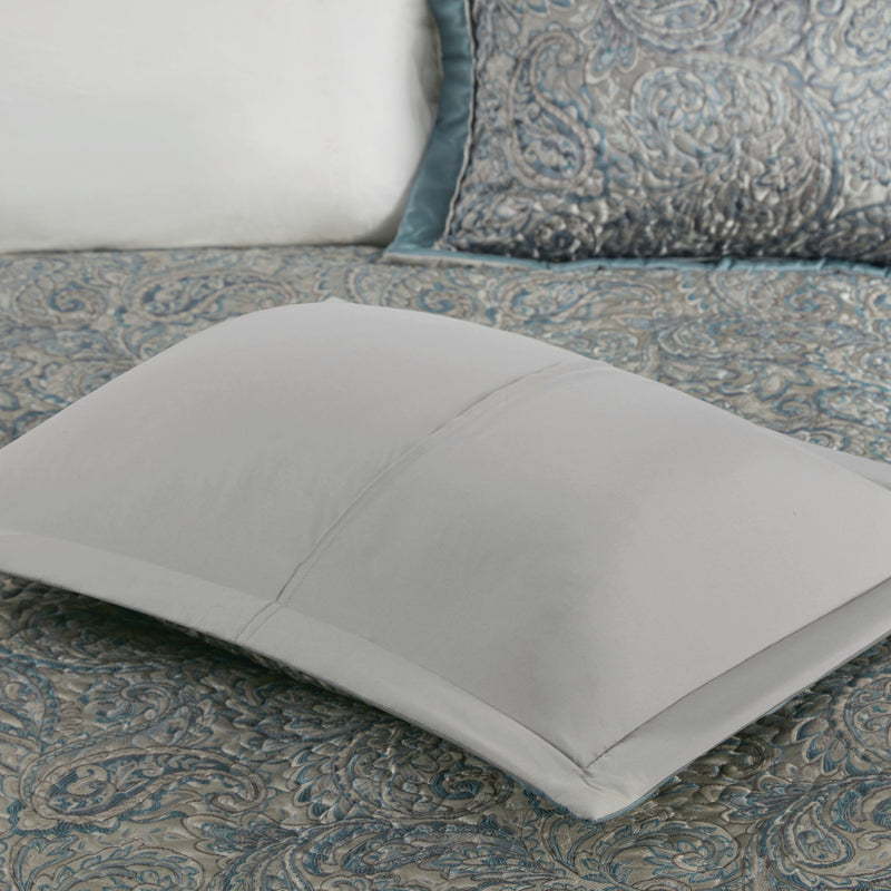 5 Piece Jacquard Bedspread Set with Throw Pillows Teal Queen