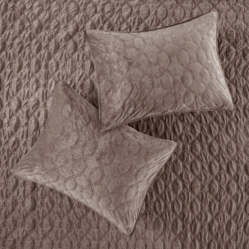 3 Piece Velvet Quilt Set Taupe Full/Queen