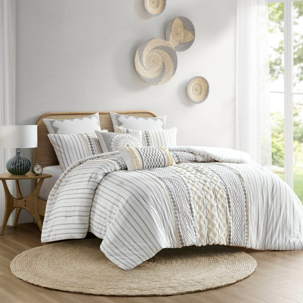Cotton Printed Comforter Set with Chenille Ivory King/Cal King Media 1