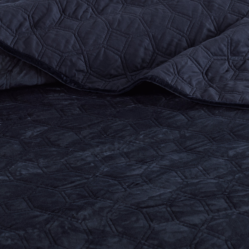 3 Piece Velvet Quilt Set Navy Full/Queen Media 5