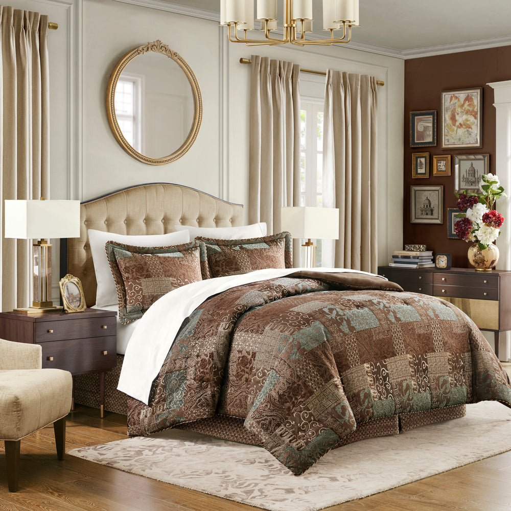 4 Piece Red Comforter Set Red Queen Media 3