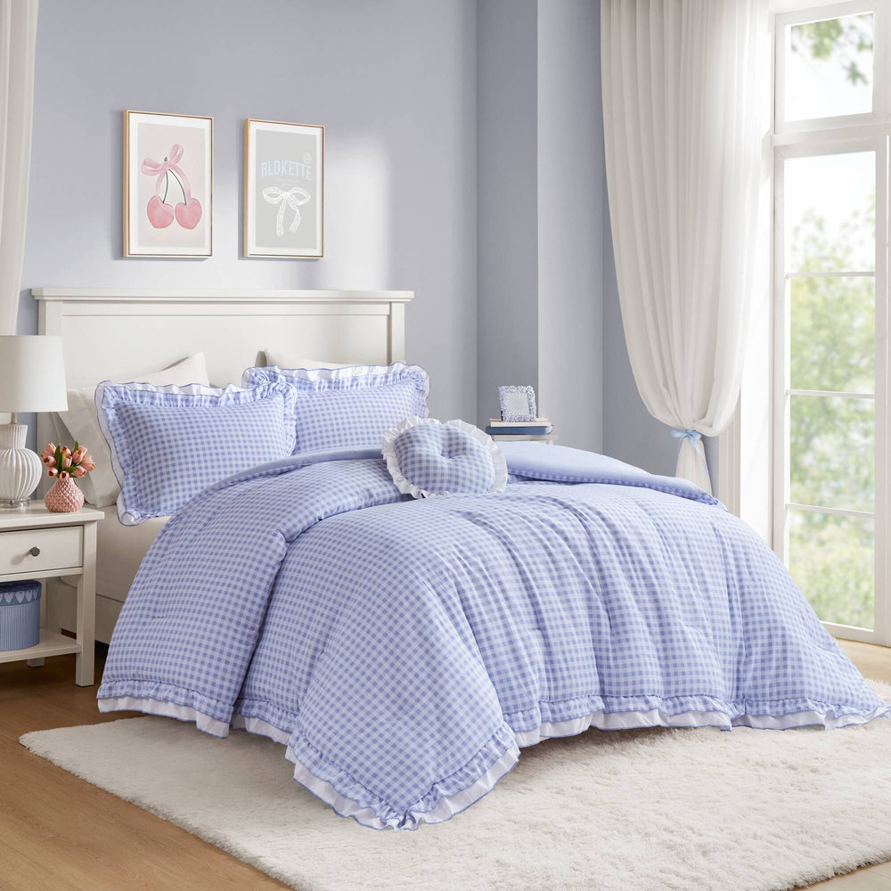4-Piece Full/Queen Comforter Set Media 1