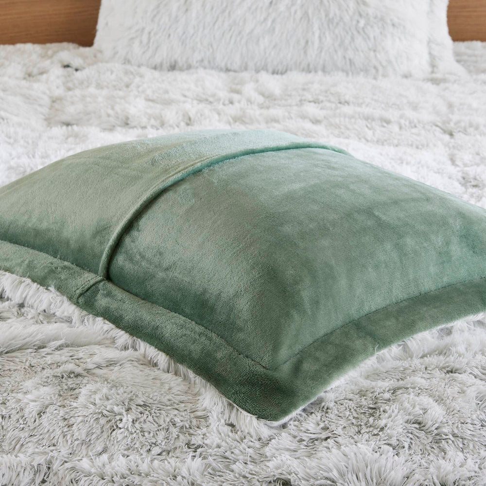 2 PCS Twin/Twin XL Shaggy Faux Fur Comforter Mini Set Green/White Media 5