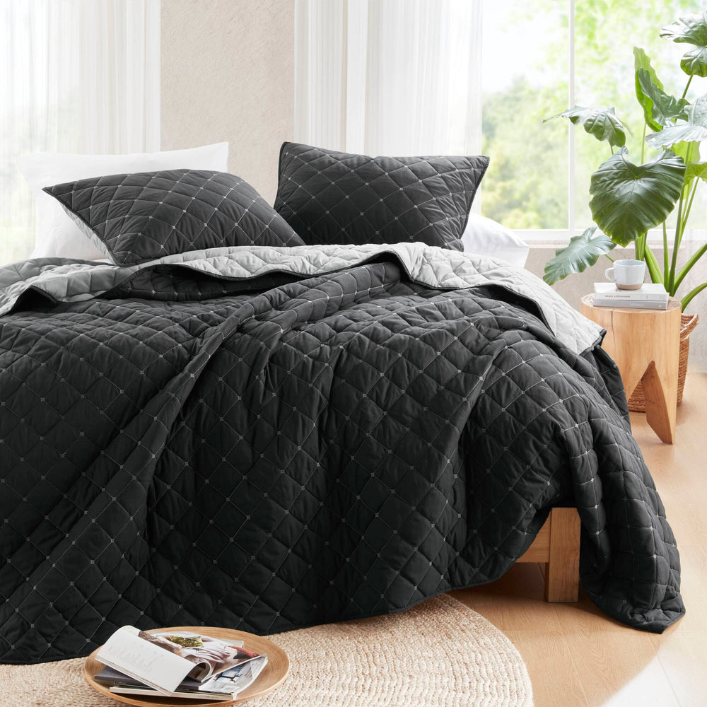 7 Piece Stripe Comforter and Quilt Set-King/Cal King Media 7