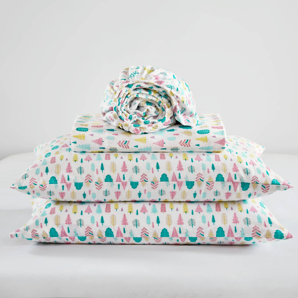 4 PCS Queen Cotton Printed Sheet Set White Holiday Trees Media 12