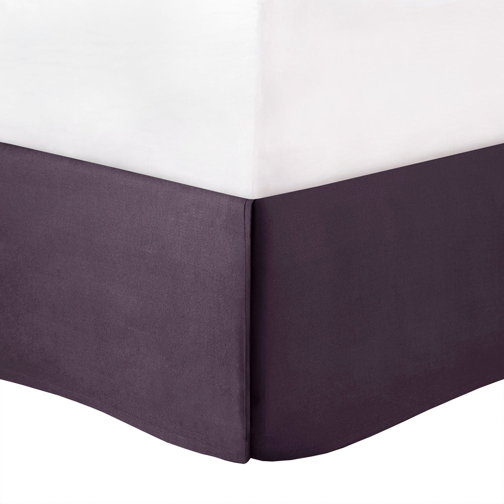 7-Piece King 100% Polyester Pieced Pleated Tufted Comforter Set Media 9