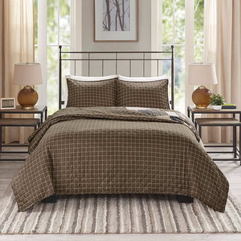 3 Piece Reversible Printed Quilt Set Black/Brown King/Cal King