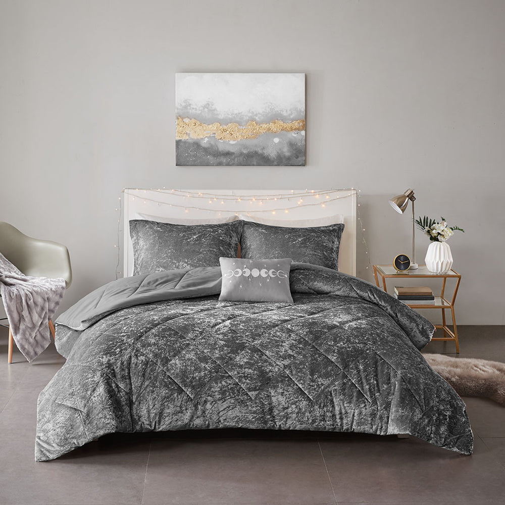Full/Queen Velvet Comforter Set with Throw Pillow Media 10