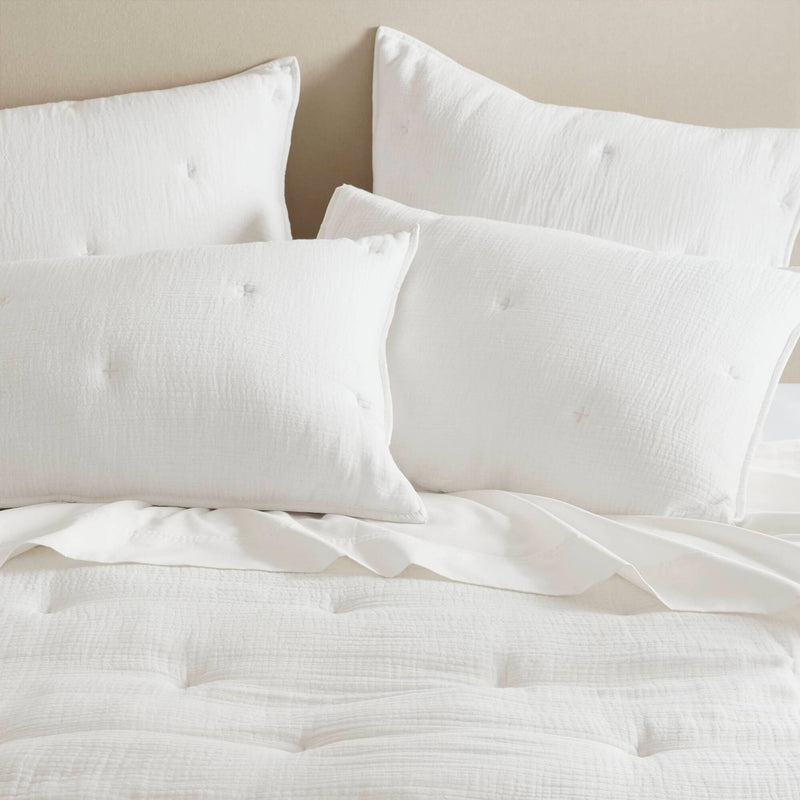 3-Piece Full/Queen Cotton  Embroidered Quilt Set,White