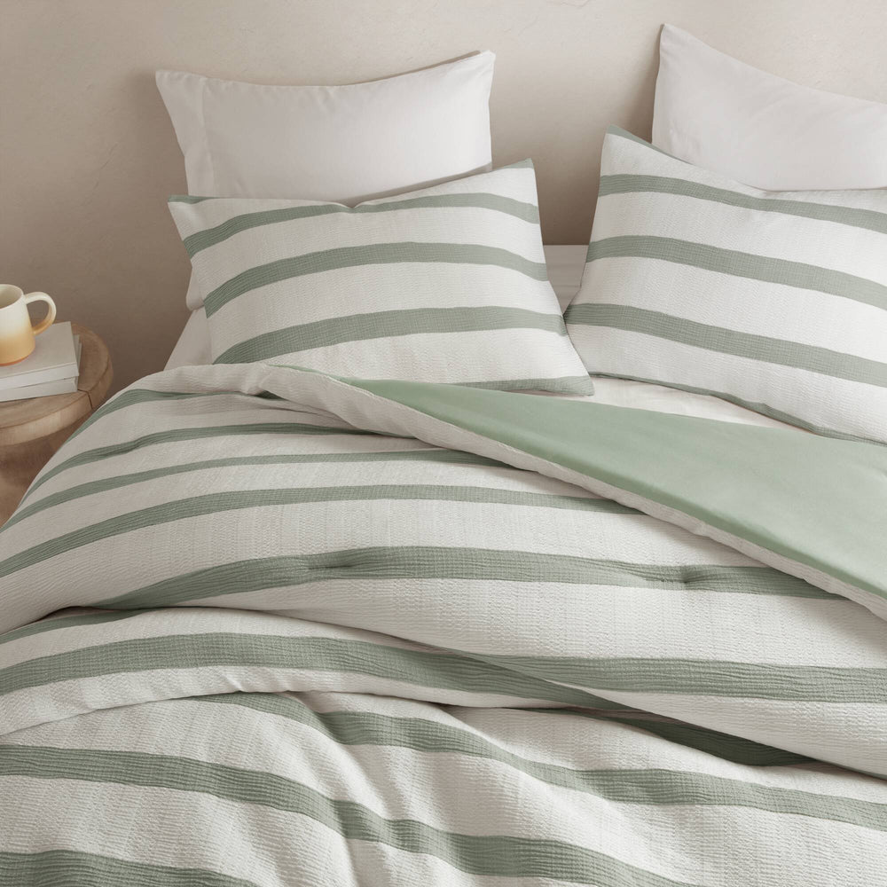 3-Piece King/Cal King Yarn-dyed striped comforter Media 9