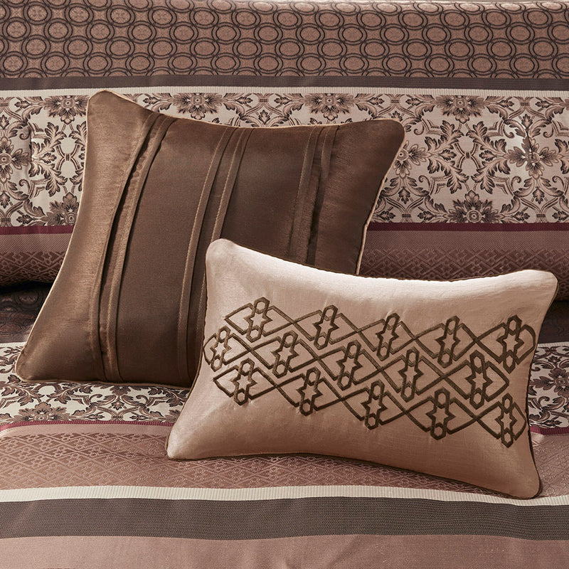 7 Piece Comforter Set Red Queen