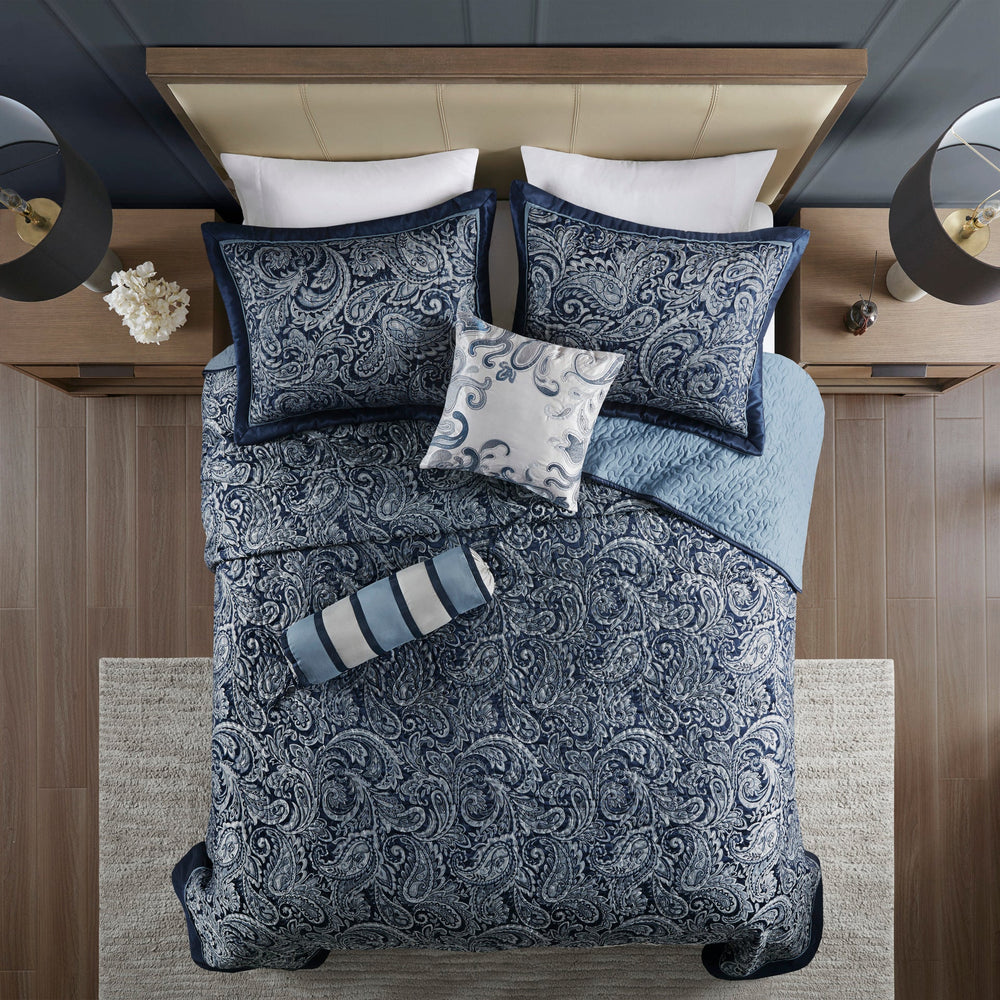 5 Piece Jacquard Bedspread Set with Throw Pillows Navy King Media 7
