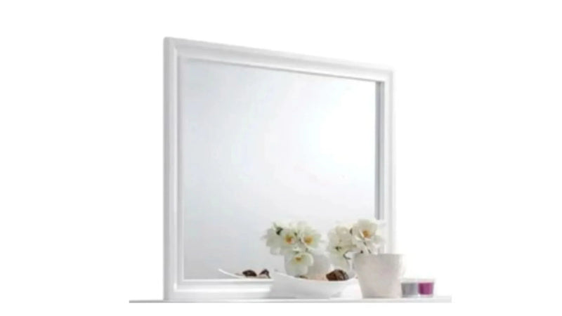 Bedroom Set Wood Storage 4 Piece Traditional White Finish Includes Mirror