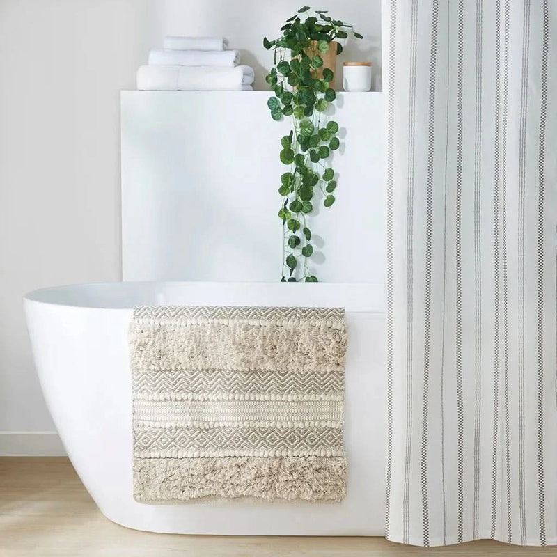 Boho Bath Rug Handwoven Polyester Textured Stripe Natural Color For Bathrooms