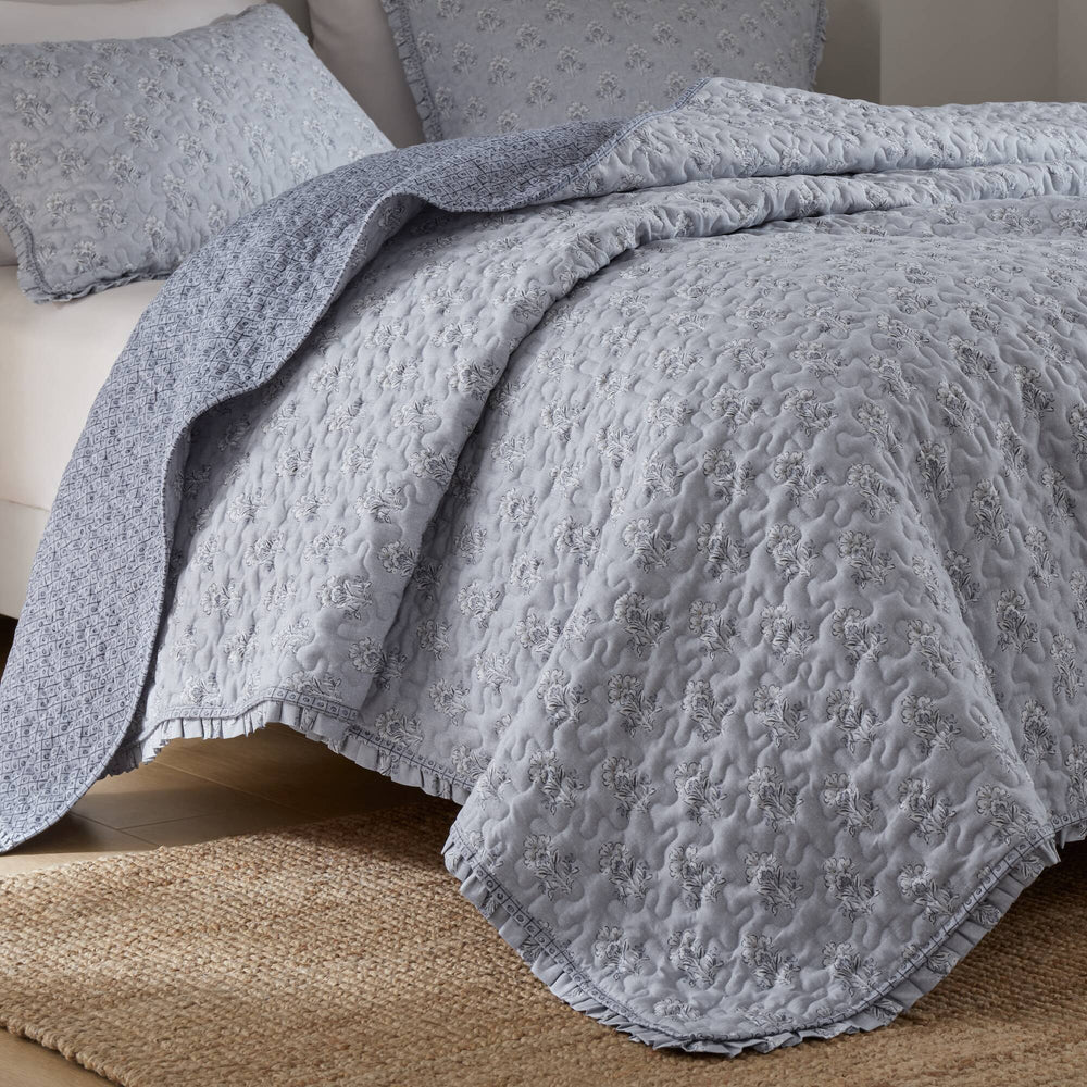 3-Piece Queen 3 Piece Ruffle Printed Quilt Set,Blue Media 13