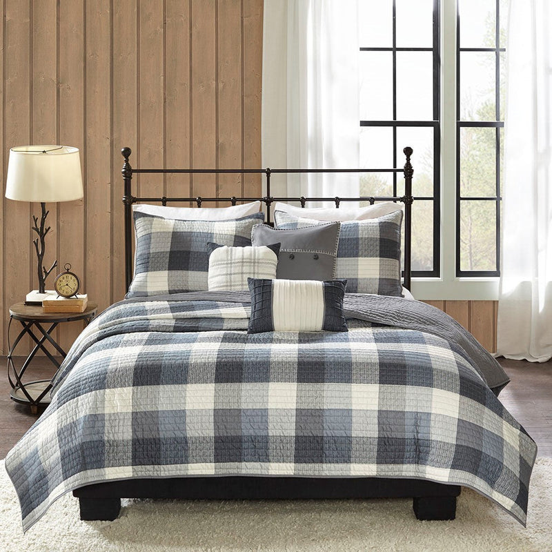 6 Piece Printed Herringbone Quilt Set with Throw Pillows Grey Full/Queen