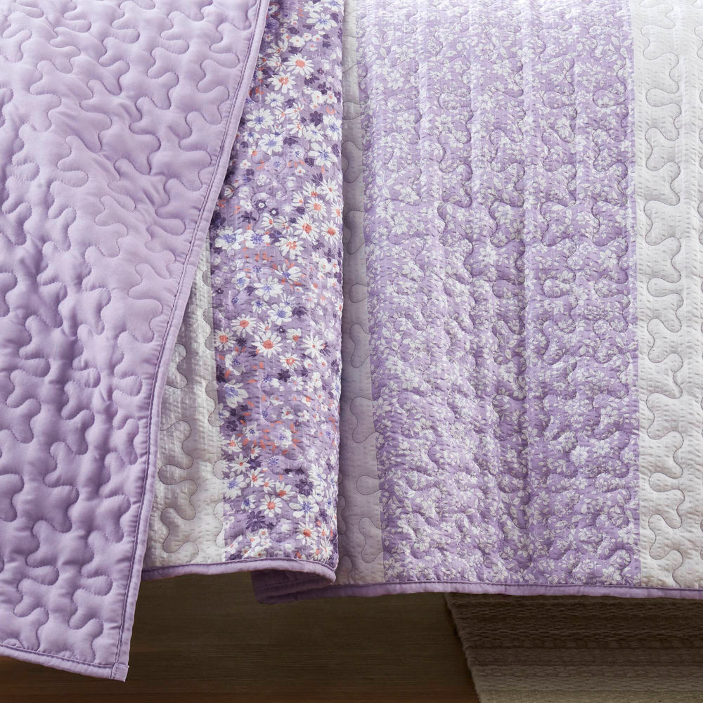 4 PCS Full/Queen Seersucker Quilt Set with Throw Media 4