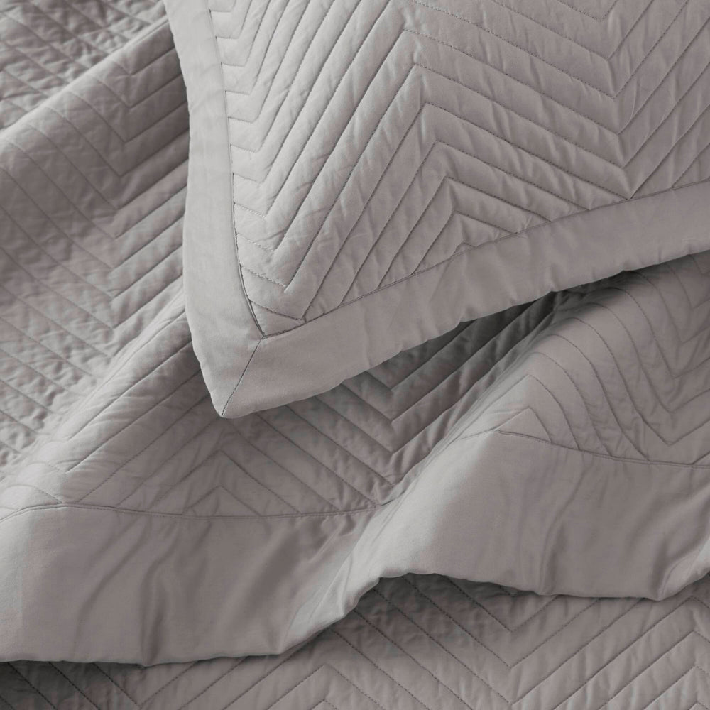 King 3 Piece Cotton Quilt Set Light Gray Media 12