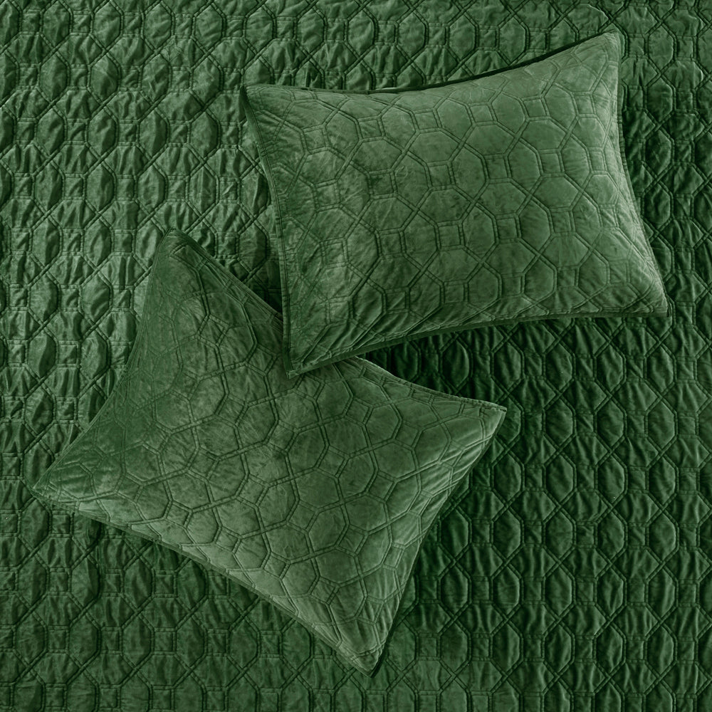 3 Piece Velvet Quilt Set Green Full/Queen Media 9