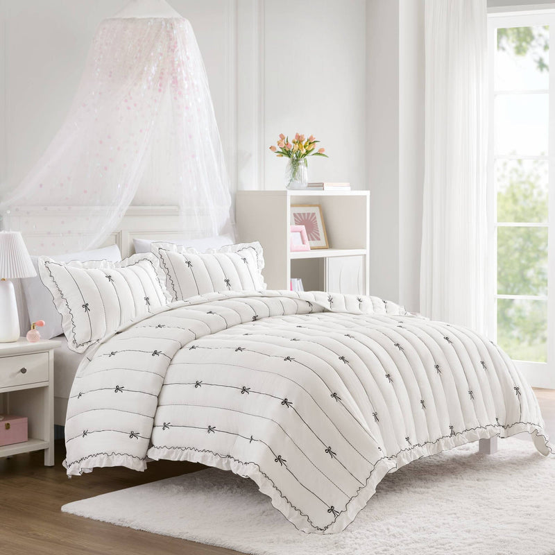 3- Piece Full/Queen Quilt Mini Set