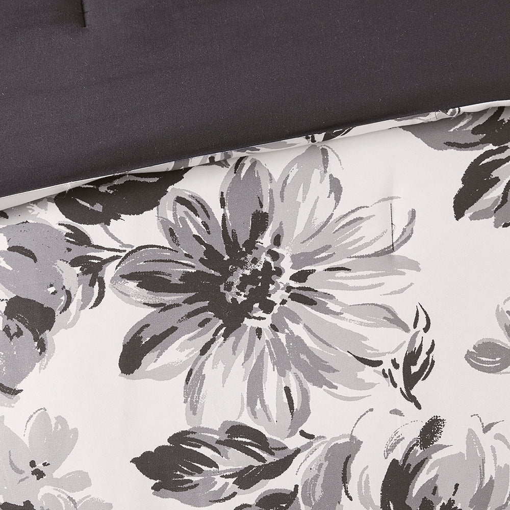 Full/Queen Floral Print Comforter Set Media 6