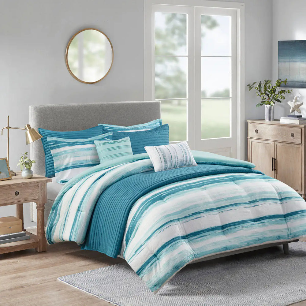 8 Piece Printed Seersucker Comforter and Quilt Set Collection