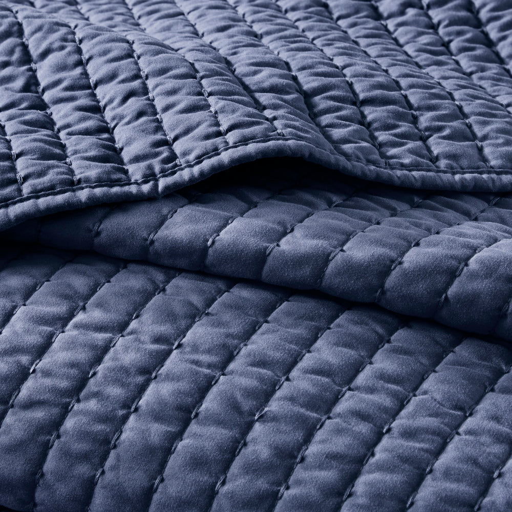 3 Piece Quilt Set Navy Full/Queen Media 11